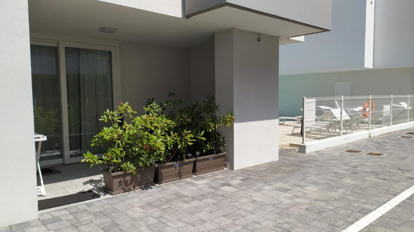 Jesolo Appartamenti F2 - Black And White المظهر الخارجي الصورة